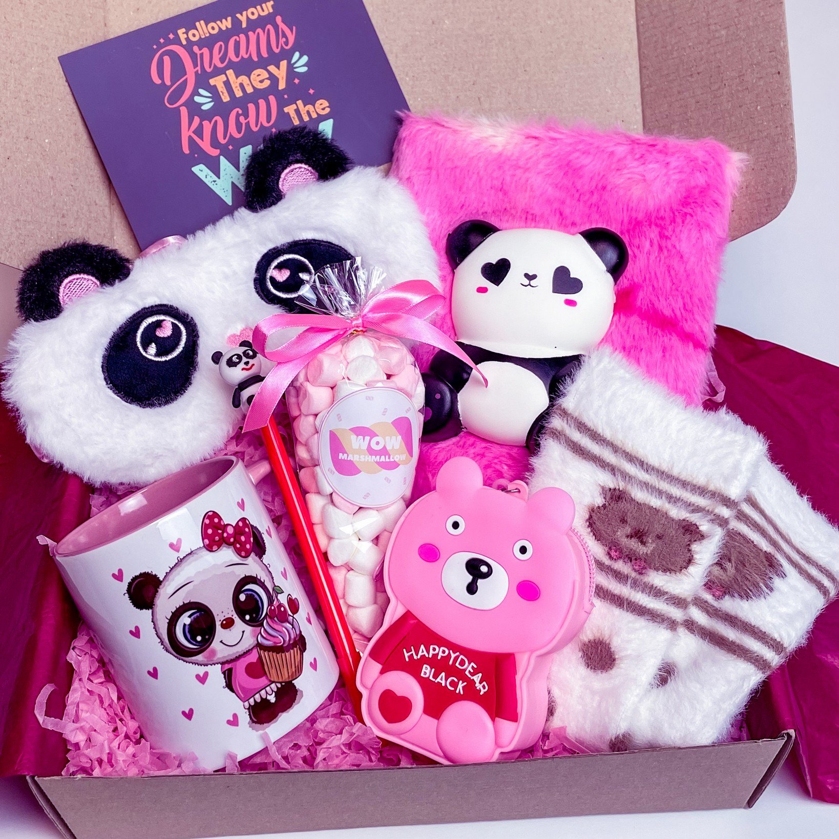 Подарунковий набір для дівчини WowBoxes «Panda box №3»