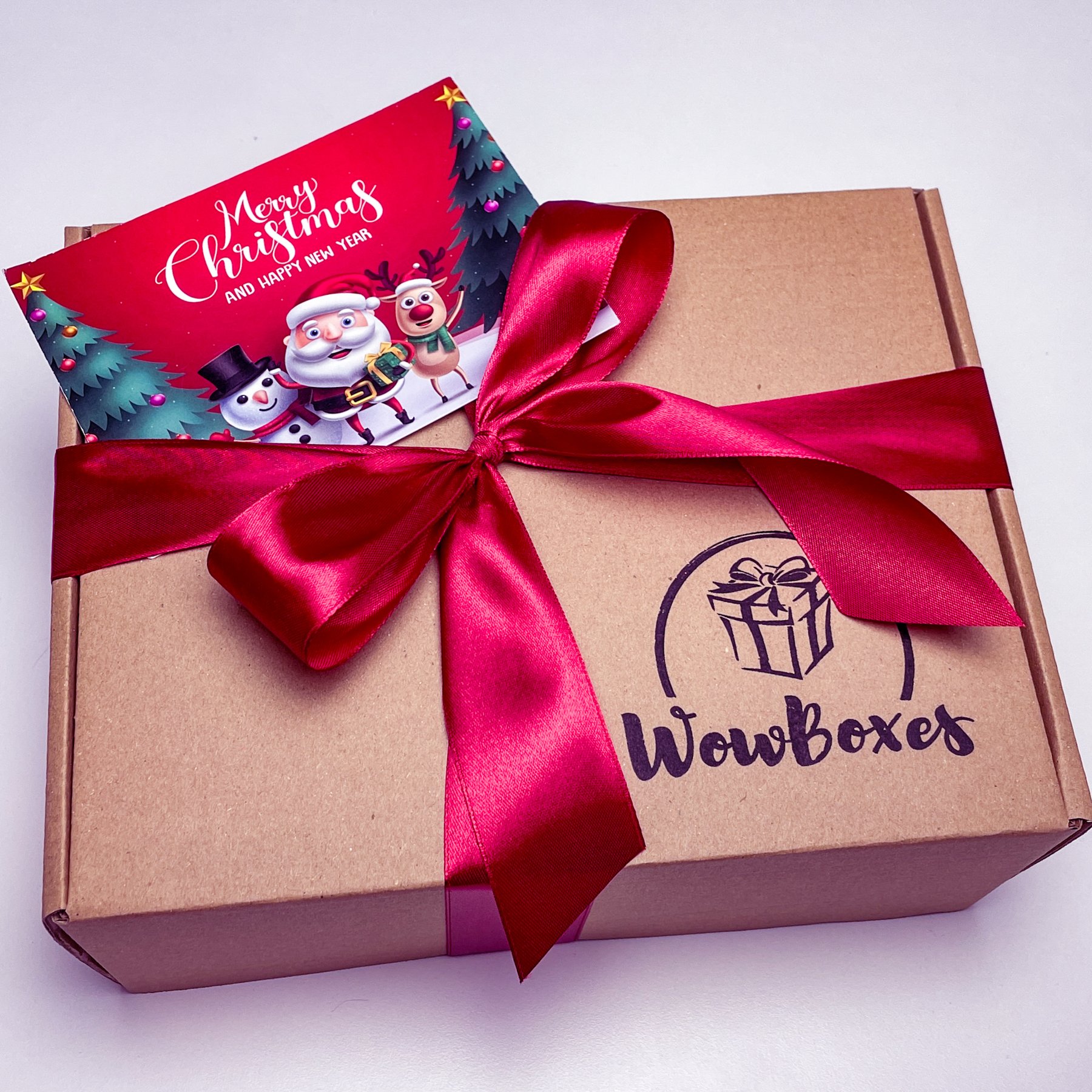 Крафтова подарункова коробка Wow Boxes з декоративним наповнювачем, Новорічна з листівкою